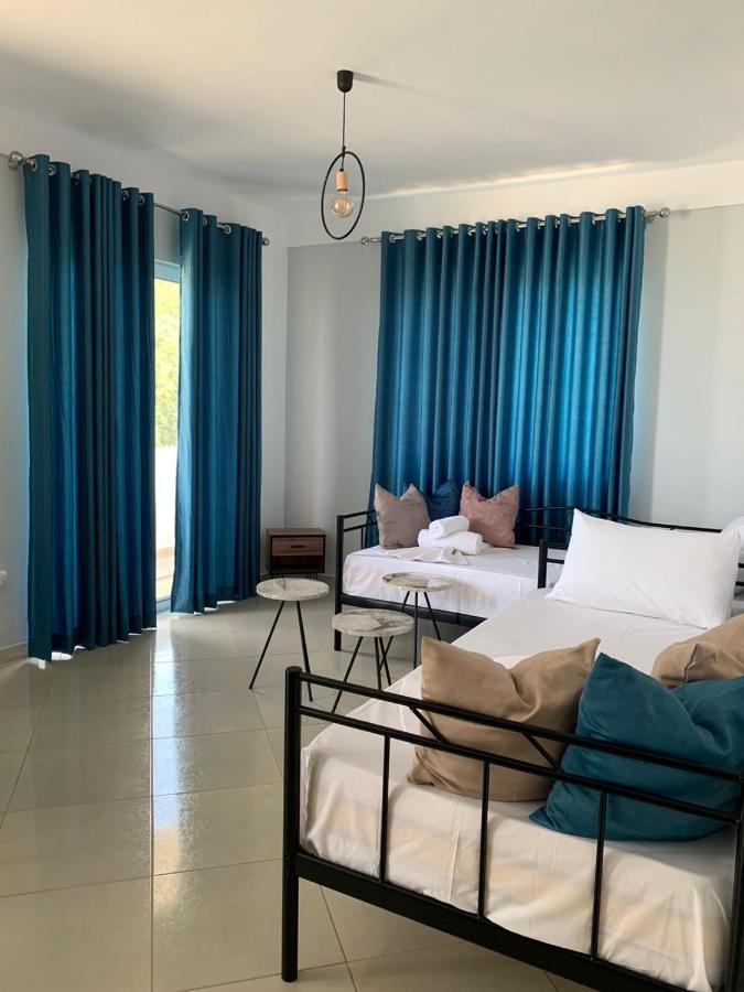 Mediterranean Apartments Himarë Eksteriør billede