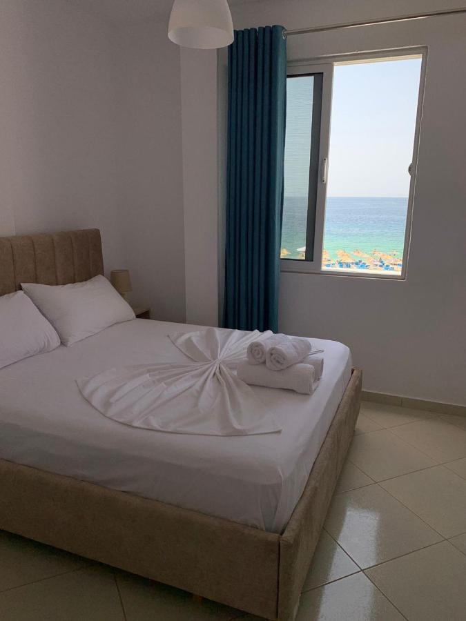 Mediterranean Apartments Himarë Eksteriør billede