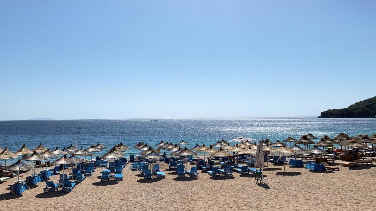 Mediterranean Apartments Himarë Eksteriør billede