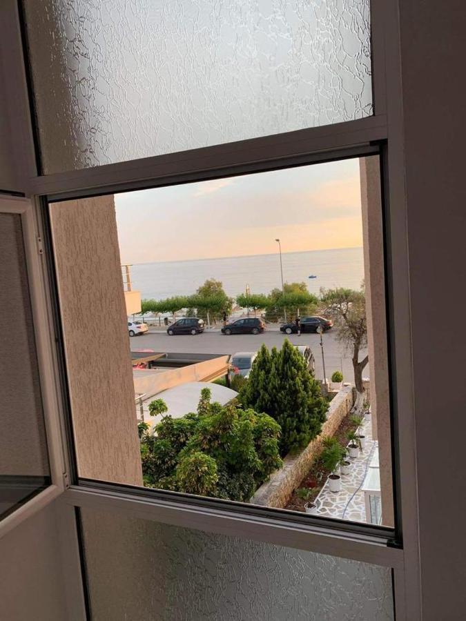 Mediterranean Apartments Himarë Eksteriør billede