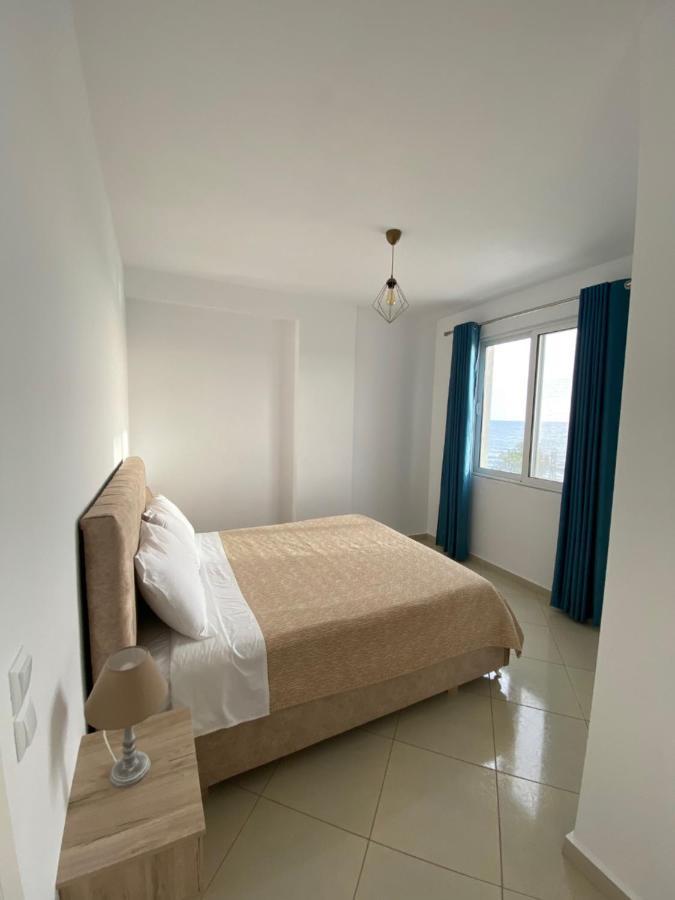 Mediterranean Apartments Himarë Eksteriør billede